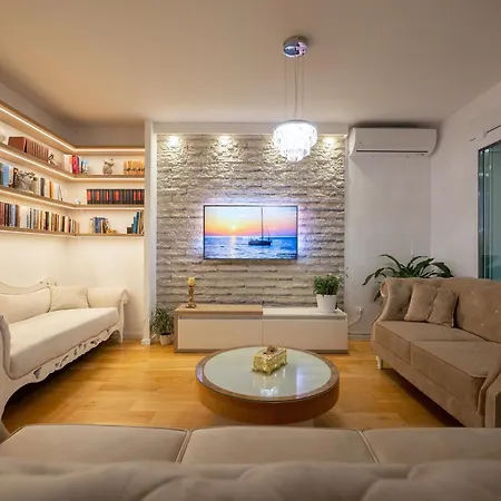 Penthouse Nikola *