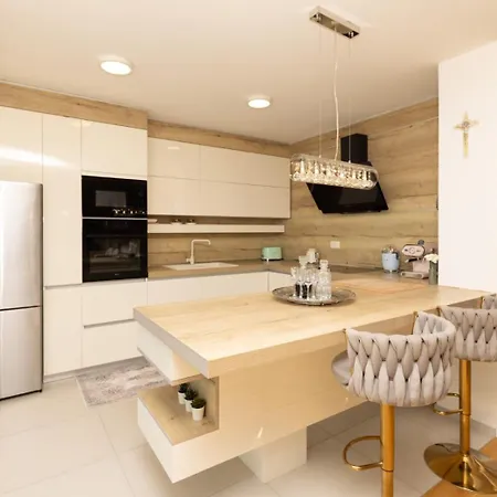 Apartman Penthouse Nikola Makarska