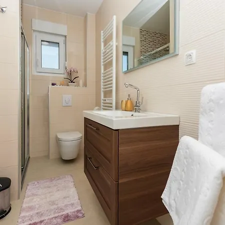 Apartamento Penthouse Nikola