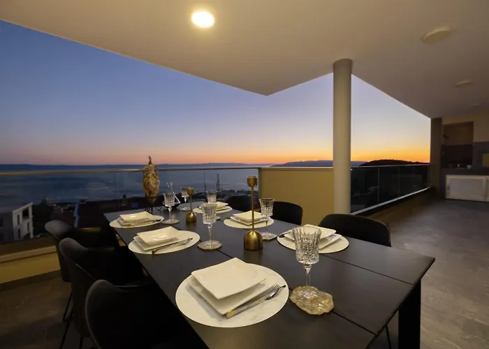 Penthouse Nikola * Makarska