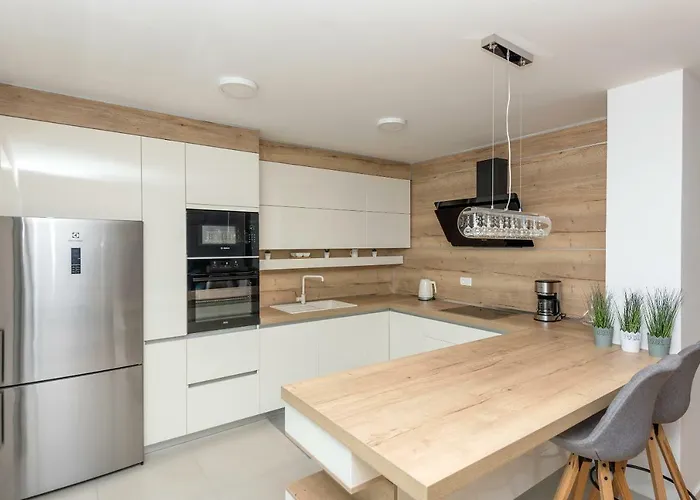 Penthouse Nikola * Makarska