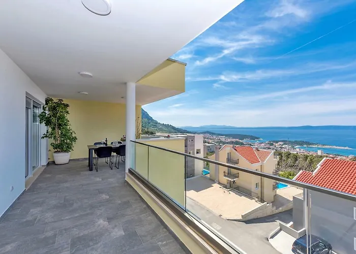 Penthouse Nikola * Makarská